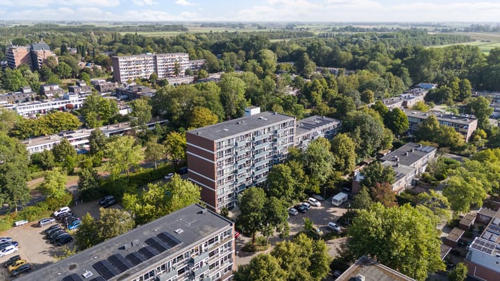 Meerpaal 48 in Groningen