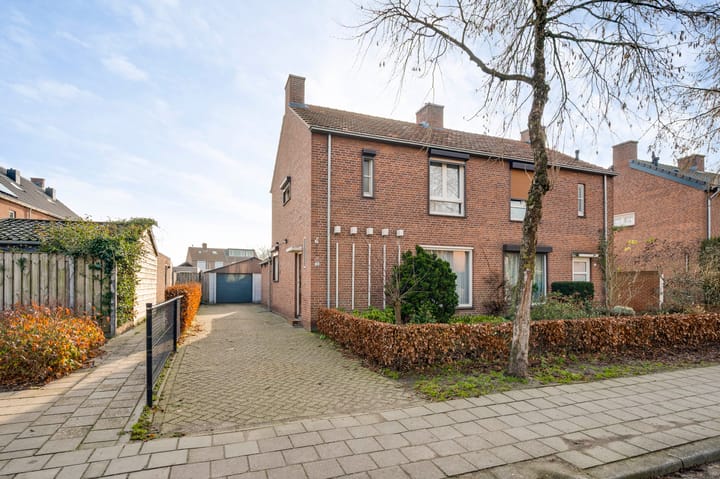 Meerweg 15 in Kronenberg