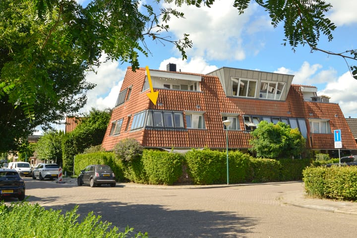 Meester Pluimhof 7 in Baarn foto