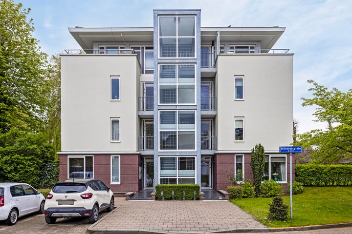 Meestersplein 18 in Bemmel foto