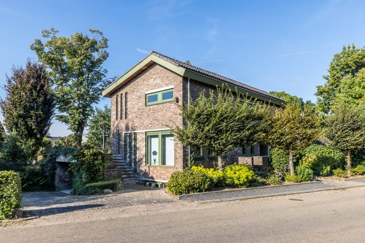 Meesweg 1 in Berg en Terblijt foto