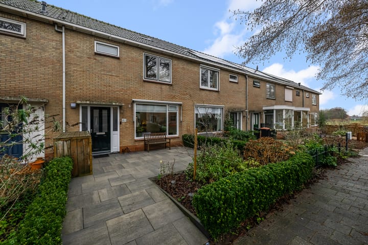 Meeuwstraat 12 in Jisp