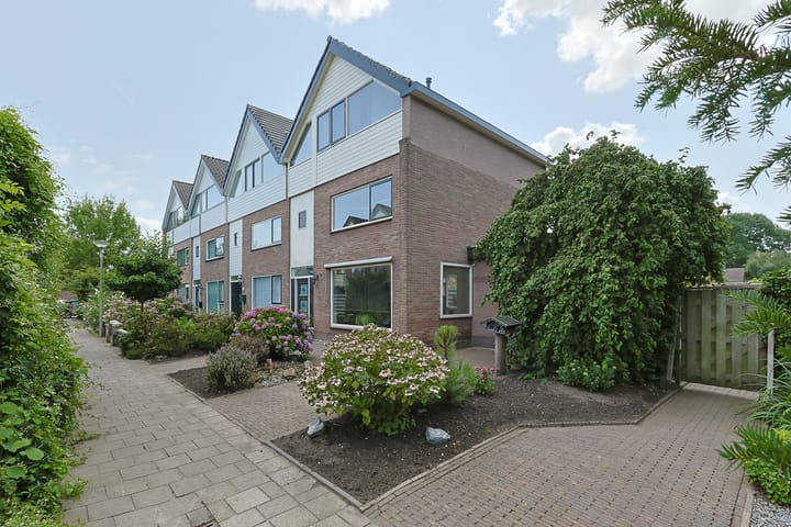 Meidoornlaan 24 in Nieuwkoop foto