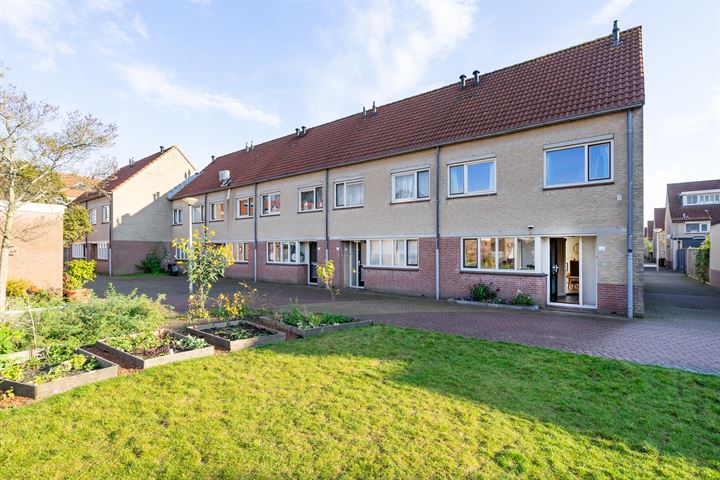 Meidoornplein 14 in Diemen foto