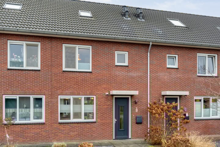 Meidoornstraat 35 in Lutten foto