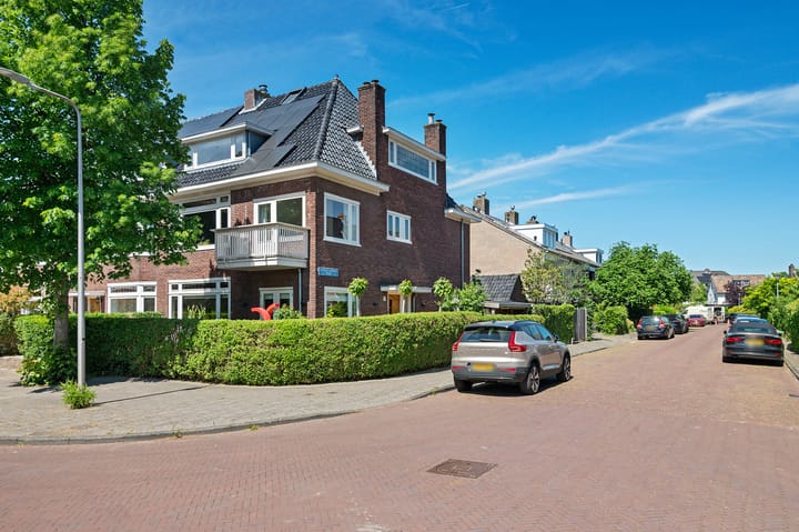 Meindert Hobbemastraat 33 in Heemstede foto
