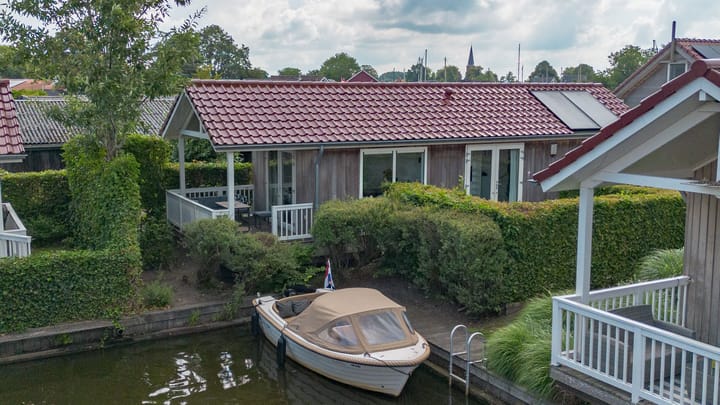 Meinesleatwei 13 in Akkrum foto