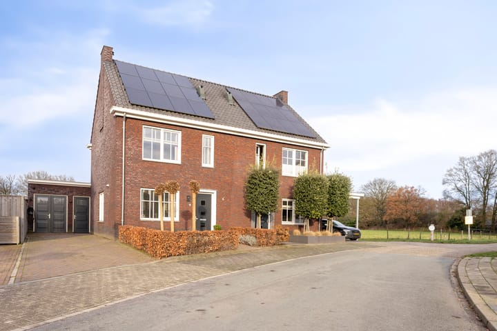 Melingstraat 27 in Afferden L foto