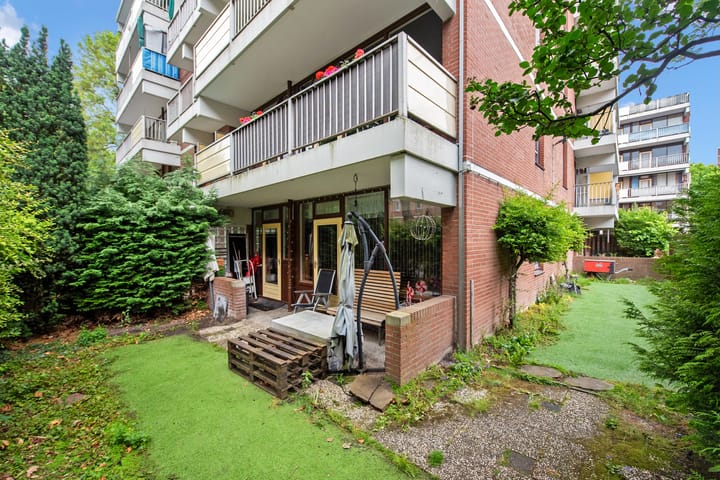 Melis Stokezijde 2 in 's-Gravenhage foto