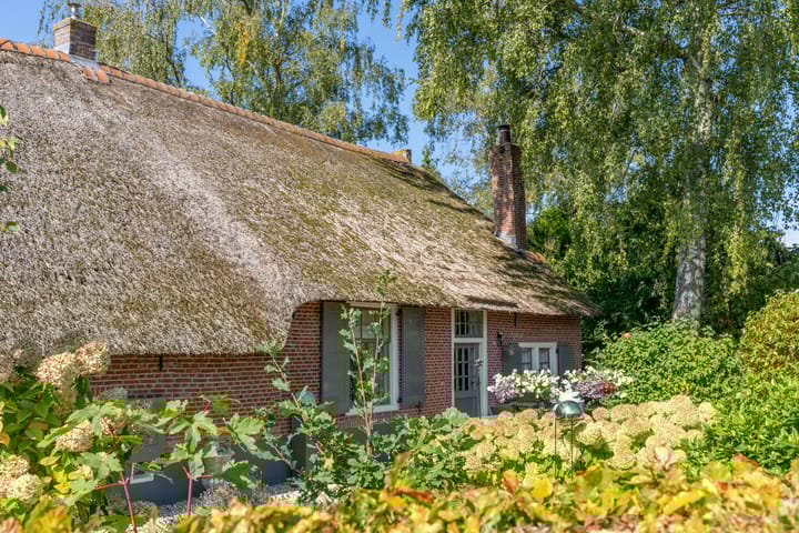 Melkweg 33 in Huizen foto