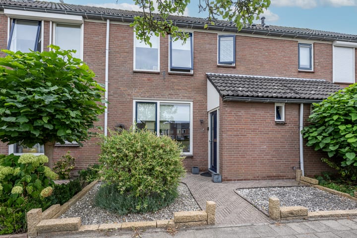 Melkweg 52 in Oude-Tonge foto