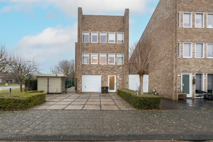 Menno ter Braakstraat 2 in 's-Gravenhage foto