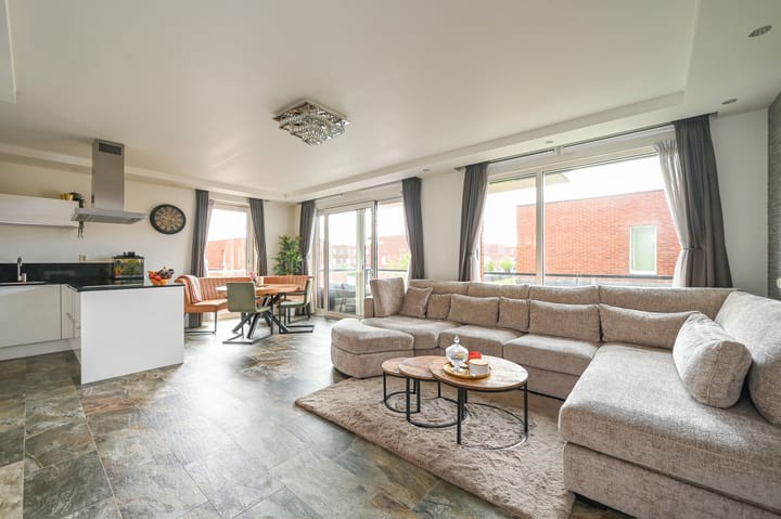 Meppelweg 718 in 's-Gravenhage foto