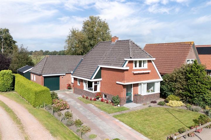 Merkebuorren 15 in Wijnjewoude foto