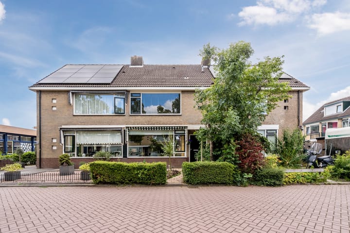 Mesdagstraat 6 in Oud-Beijerland foto