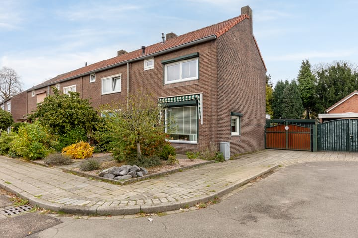 Mezenstraat 15 in Geleen foto