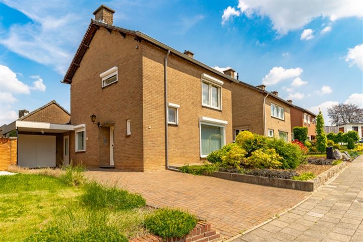 Mgr Kerckhofsstraat 30 in Elsloo foto