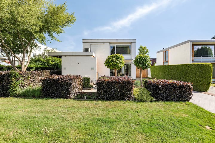 Mgr. Nolensstraat 1 in Eijsden foto