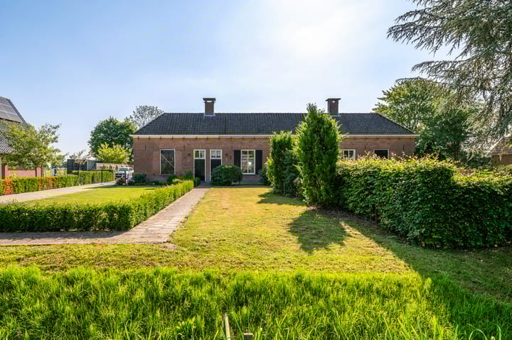 Middendijk 48 in Nijbroek foto