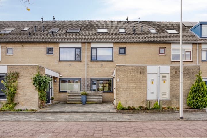 Middenmolenlaan 9 in Gouda foto