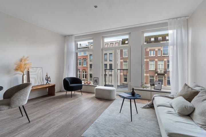 Middenweg 17-2 in Amsterdam foto