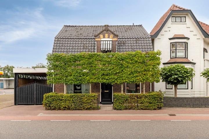 Mierloseweg 202 in Helmond foto