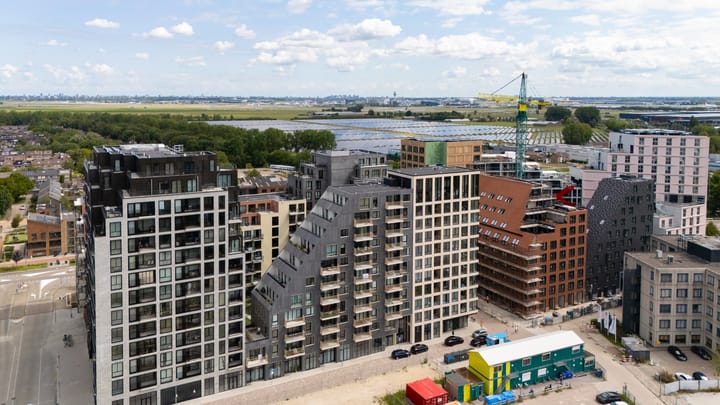 Mies van der Rohestraat 245 in Hoofddorp foto