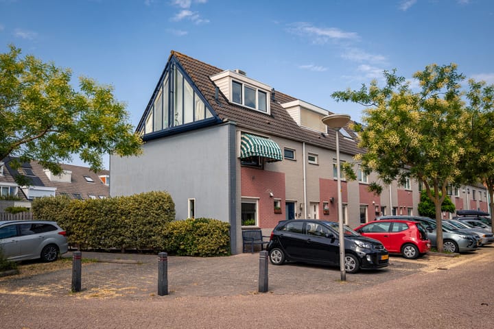 Mina Krusemanstraat 22 in Velserbroek foto