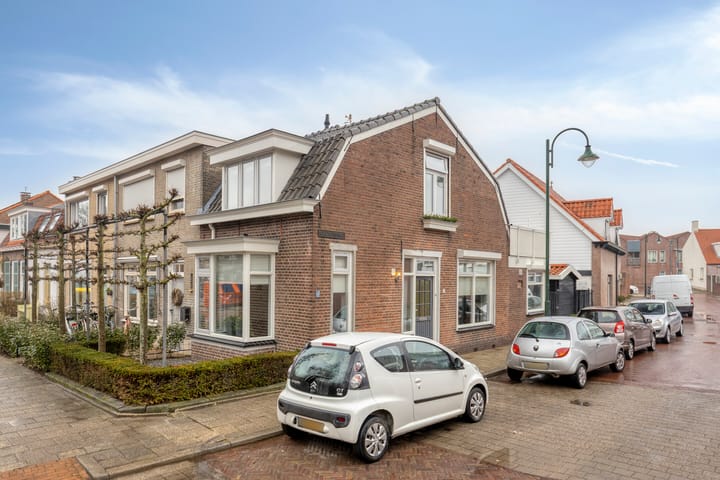 Minneputtestraat 1 in Tholen