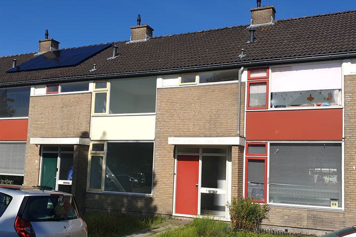 Moezelstraat 97 in Assen foto