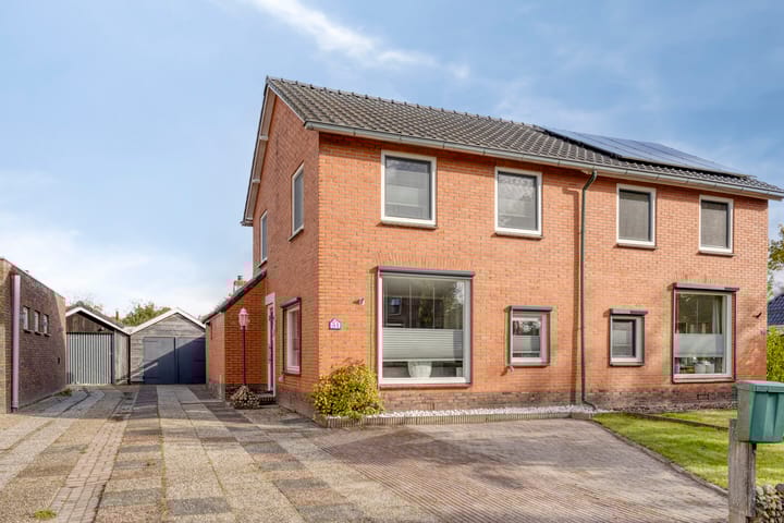 Molenakkers 31 in Annen foto