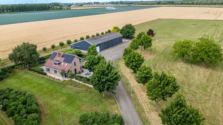 Molendijk 69 in 's-Gravendeel