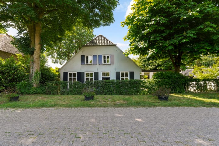 Molenhoek 21 in Vlijmen foto