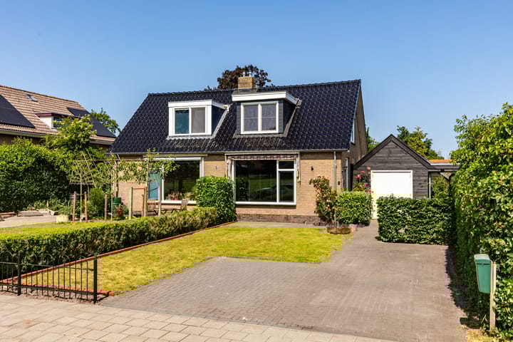 Molenlaan 2 in Mildam foto