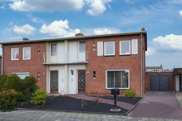 Molenlaan 21 in Susteren foto