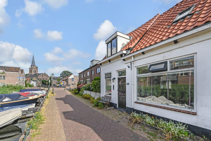 Molenlaan 25 in Voorschoten foto