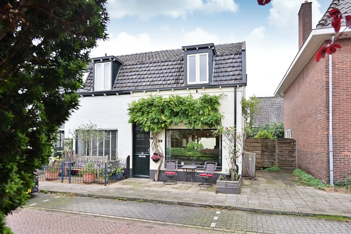 Molenlaan 29 in Bussum foto