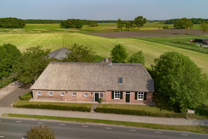 Molenstraat 13 in Helvoirt foto