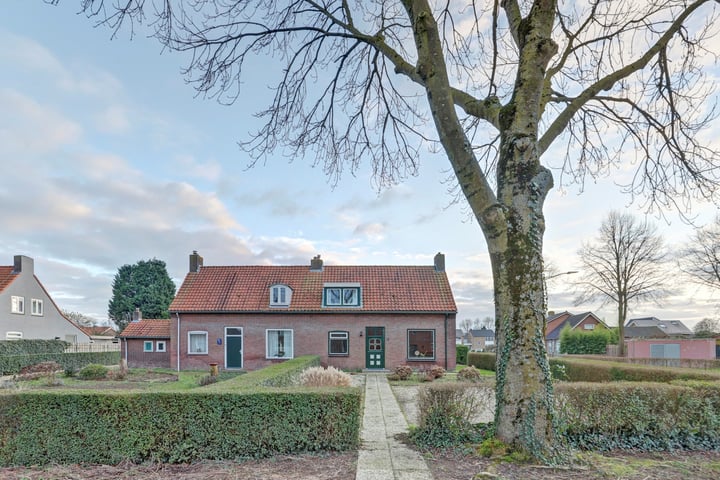 Molenstraat 19 in Winssen foto