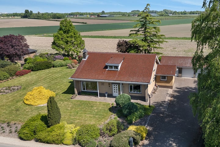 Molenweg 6a in Kruisland foto