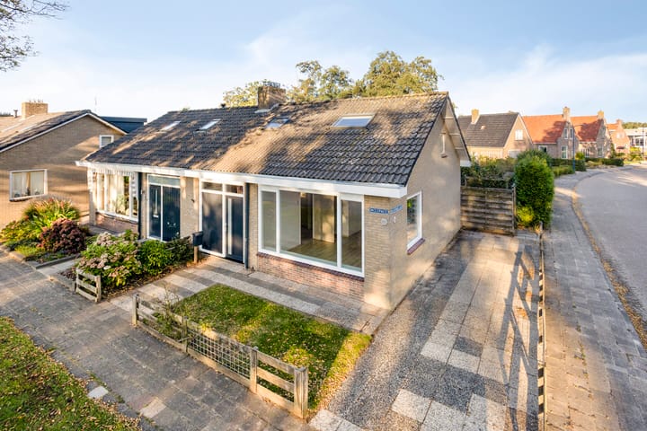 Molepaed 49 in Sexbierum