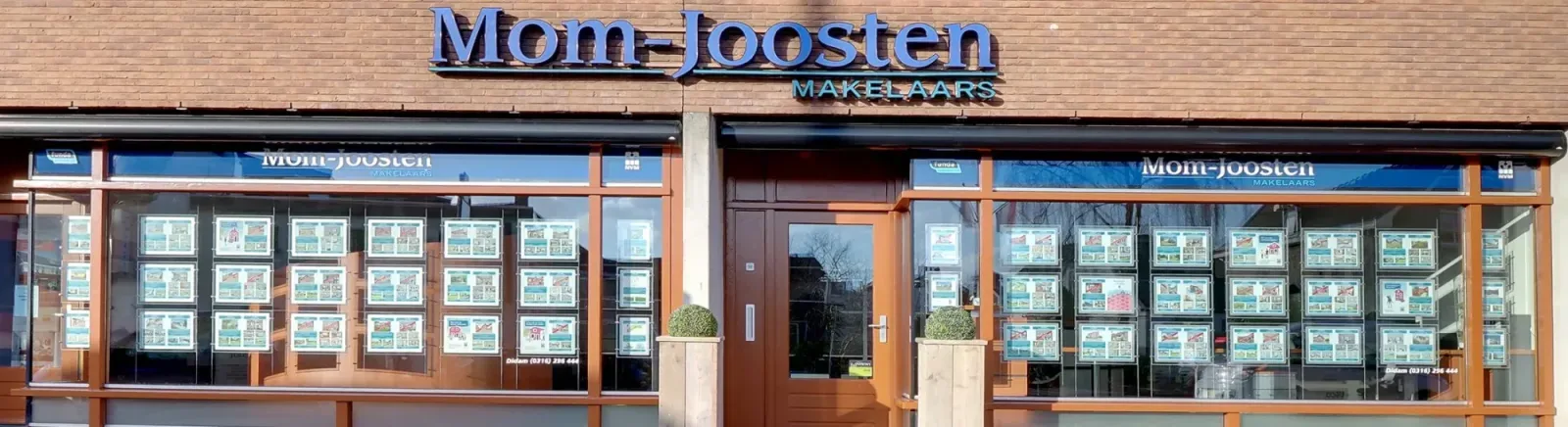 Team foto van Mom-Joosten Makelaars