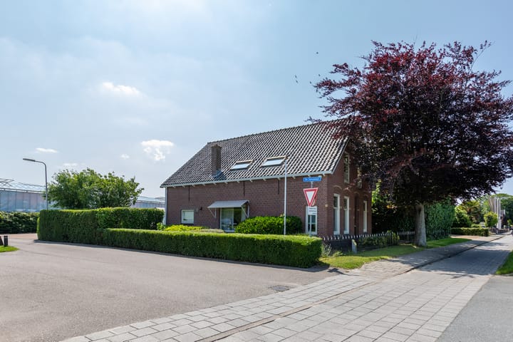 Monsterseweg 80 in Poeldijk