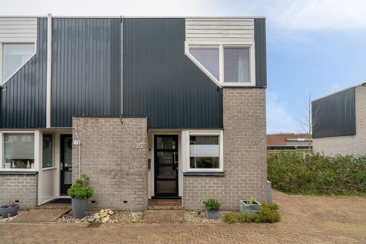 Foto van woning Montbretiastraat 15, Enschede