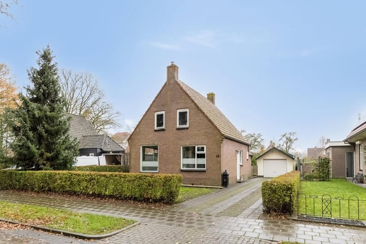 Moskampweg 18 in Oosterwolde foto