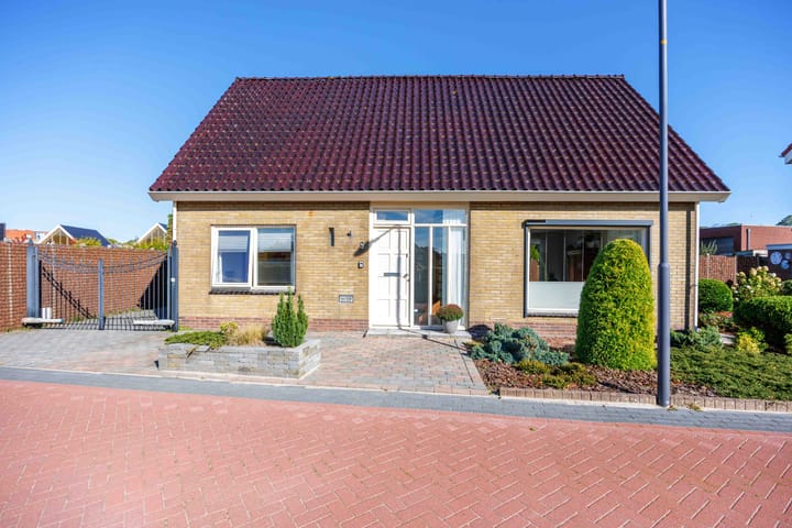 Mounedyk 9 in Akkrum foto