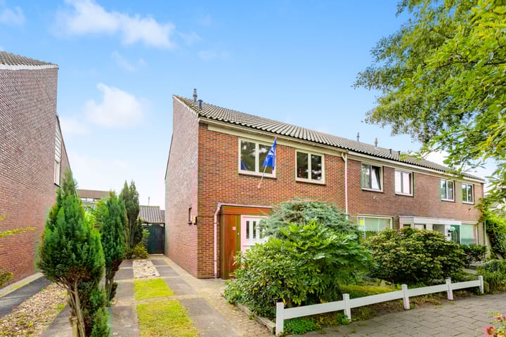 Mozartstraat 92B in Heemskerk foto