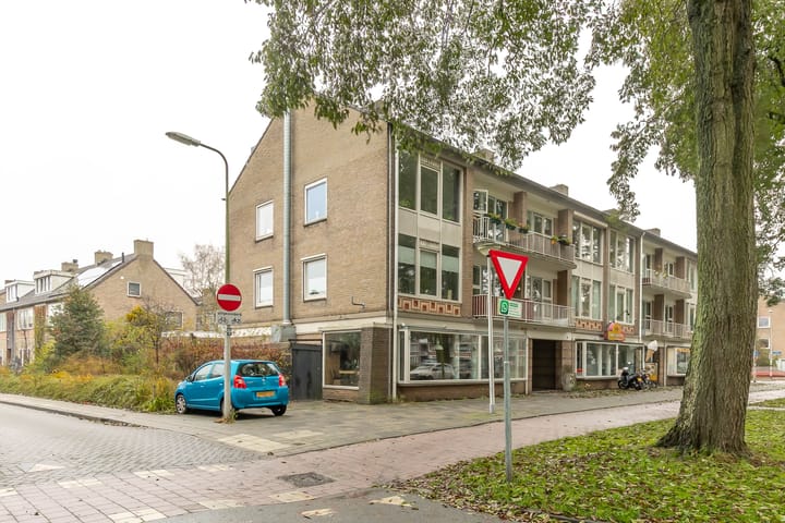 Mozartweg 75C in Amersfoort foto