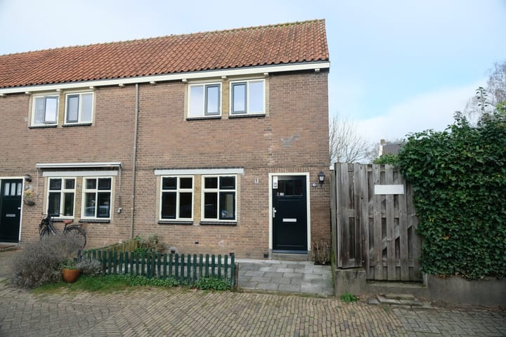 Mr. A. Pijnacker Hordijkstraat 10 in Tiel foto