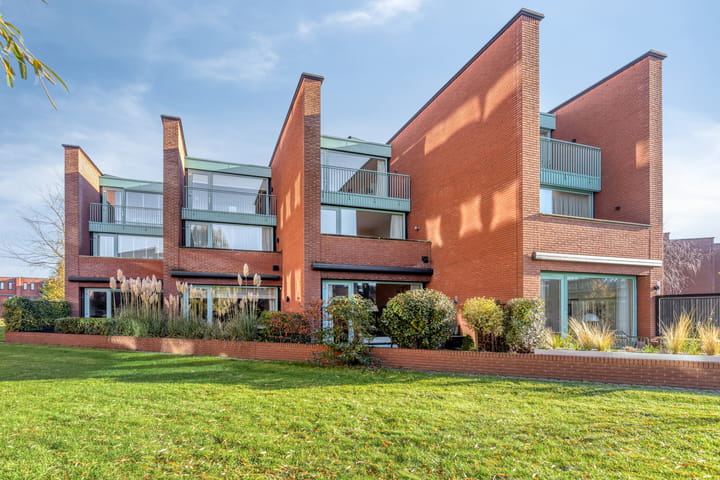 Mr. H.F. de Boerlaan 46 in Deventer foto